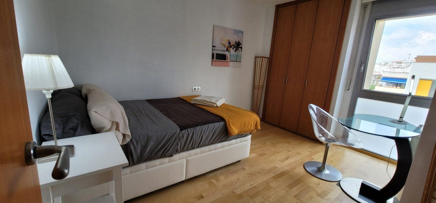 2 quarto Apartamento para arrendar em Sitges com garagem - 3 000 € (Ref: 9778482)