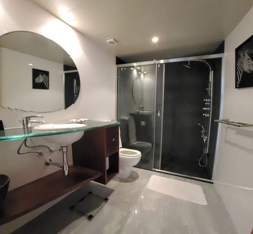 2 quarto Apartamento para arrendar em Sitges com garagem - 3 000 € (Ref: 9778482)