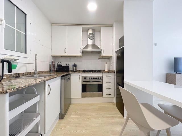 2 soverom Leilighet til leie i Sitges - € 2 200 (Ref: 9778483)