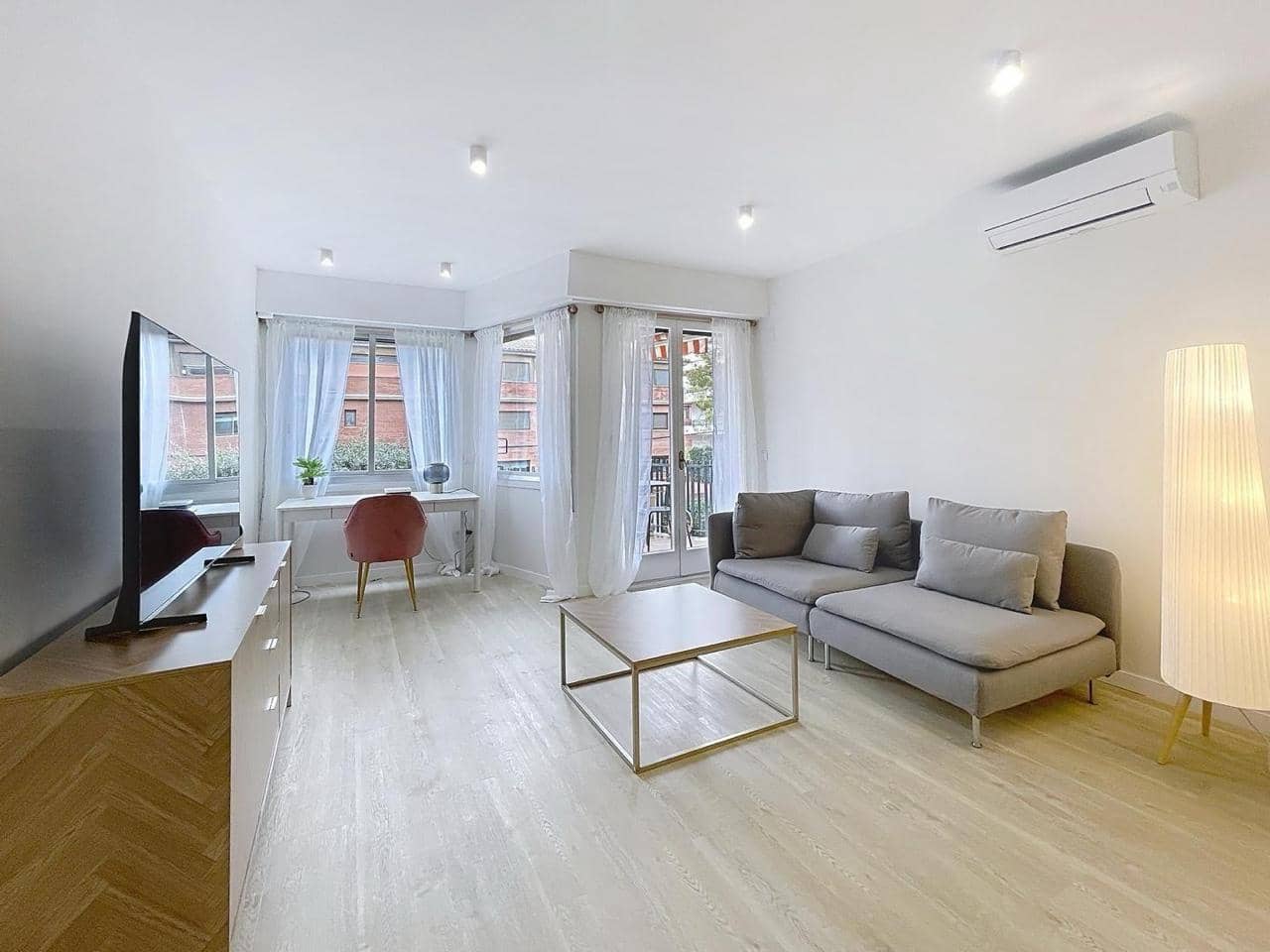 2 soverom Leilighet til leie i Sitges - € 2 200 (Ref: 9778483)