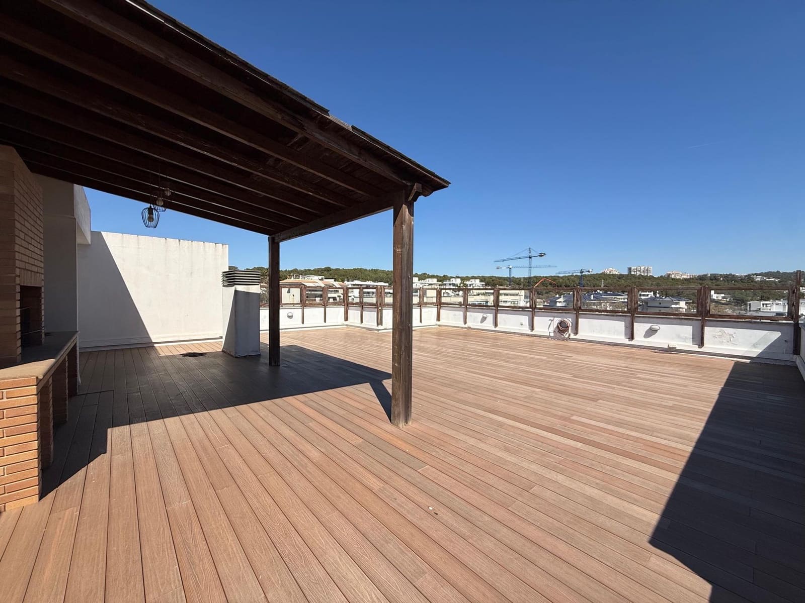 3 soverom Penthouse til salgs i Sitges med svømmebasseng - € 785 000 (Ref: 9778484)