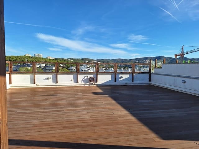 4 Zimmer Penthouse zu verkaufen in Sitges mit Pool - 785.000 € (Ref: 9778484)