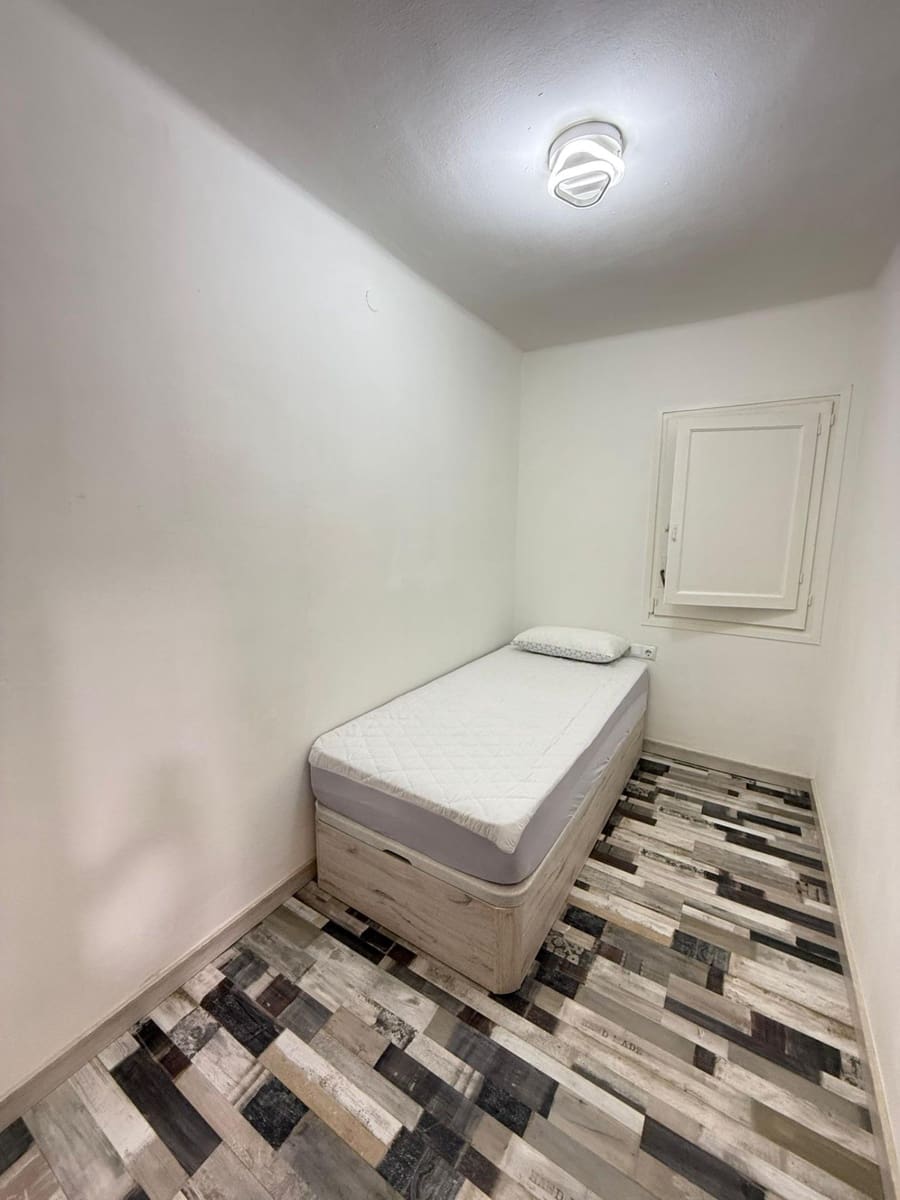 4 quarto Apartamento para venda em Vilanova i la Geltru - 340 000 € (Ref: 9778485)