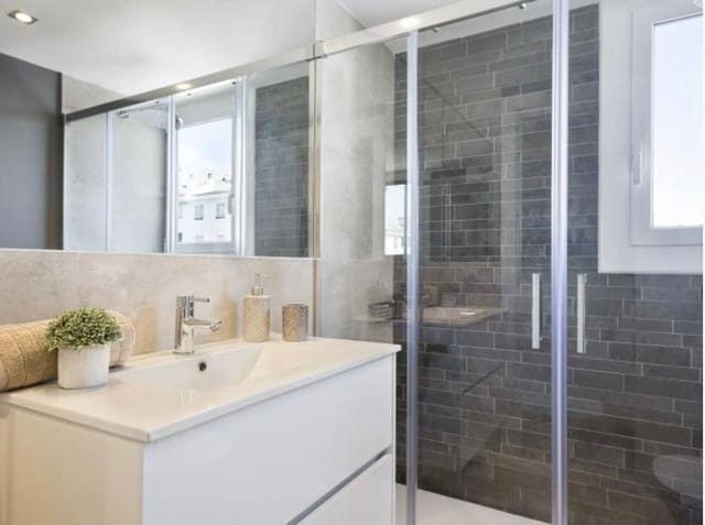 3 soverom Leilighet til leie i Sitges med svømmebasseng garasje - € 2 640 (Ref: 9778487)