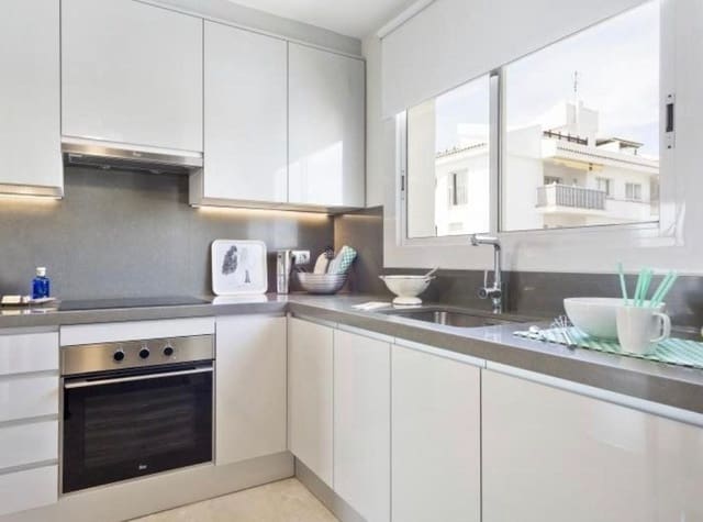 3 soverom Leilighet til leie i Sitges med svømmebasseng garasje - € 2 640 (Ref: 9778487)