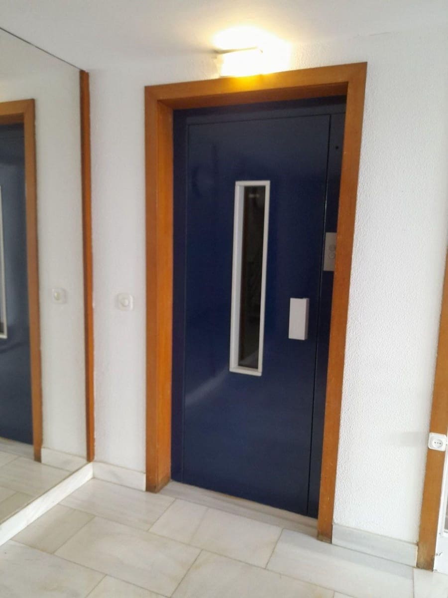 3 bedroom Flat for rent in Sitges with garage - € 3,000 (Ref: 9778491)