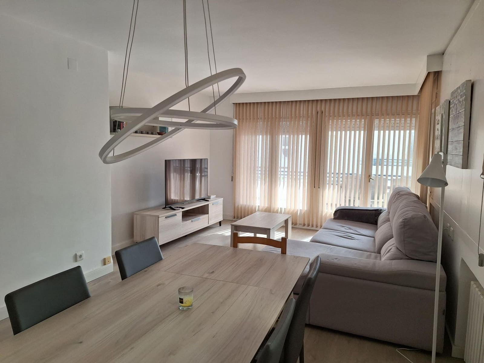Piso de 3 habitaciones en Sitges en alquiler con garaje - 3.000 € (Ref: 9778491)
