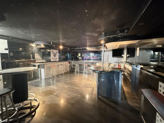 Commerciale in vendita in Sitges - 250.000 € (Rif: 9778492)