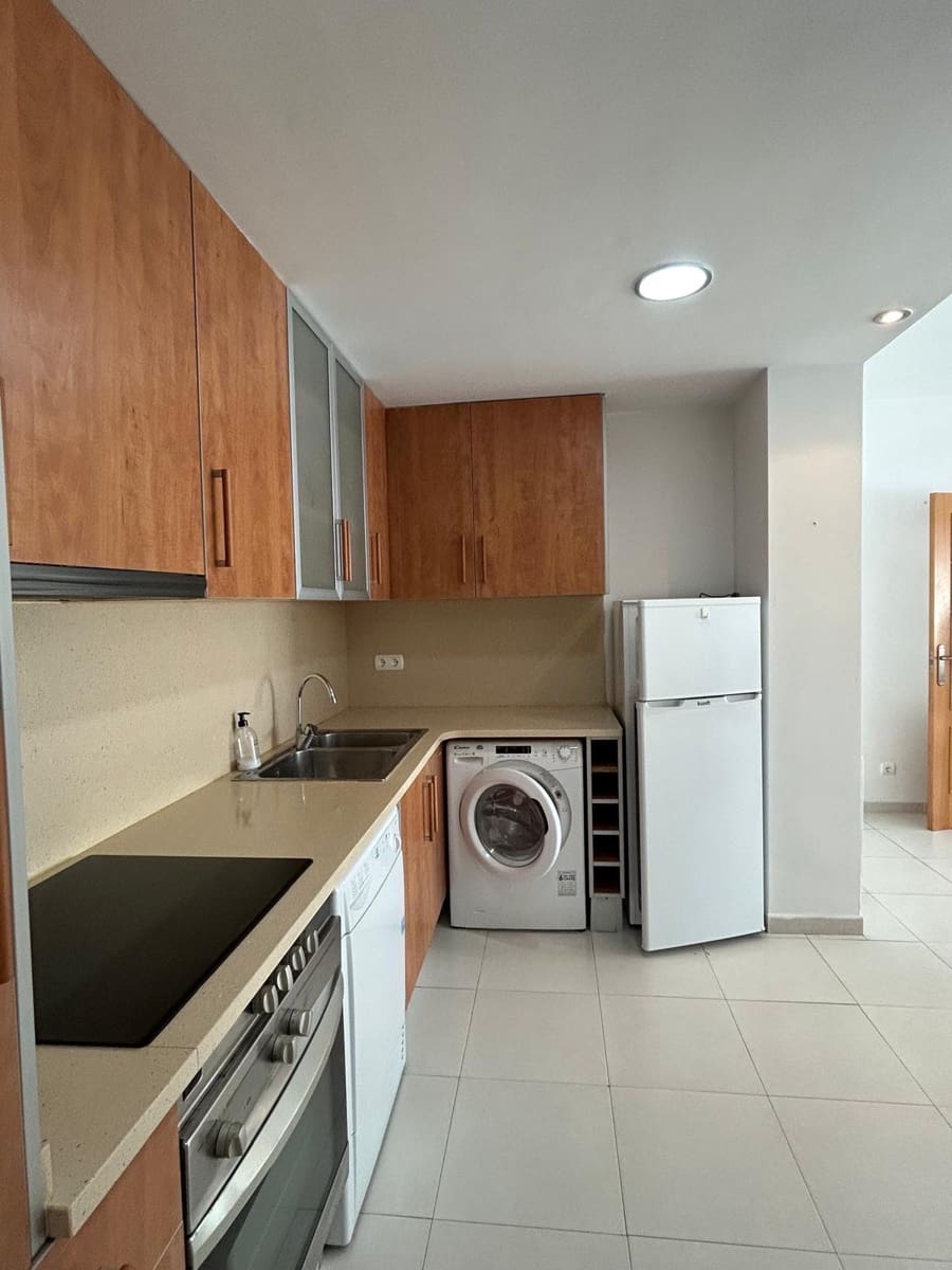 2 sovrum Lägenhet till salu i Calafell med garage - 168 000 € (Ref: 9778493)