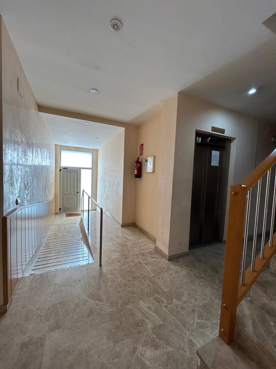 2 sovrum Lägenhet till salu i Calafell med garage - 168 000 € (Ref: 9778493)