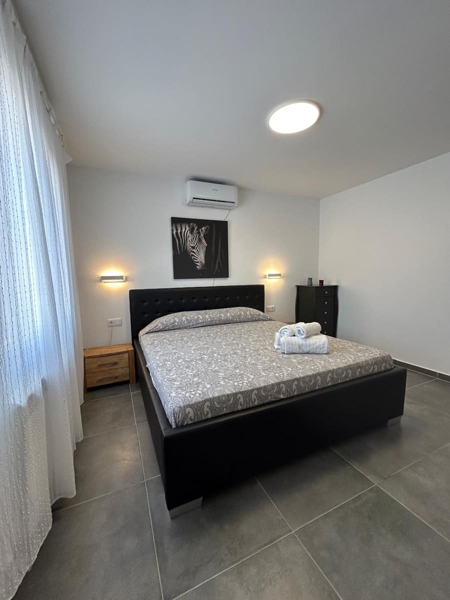 4 makuuhuone Huvila myytävänä paikassa Calafell mukana uima-altaan 
autotalli - 536 000 € (Ref: 9778494)