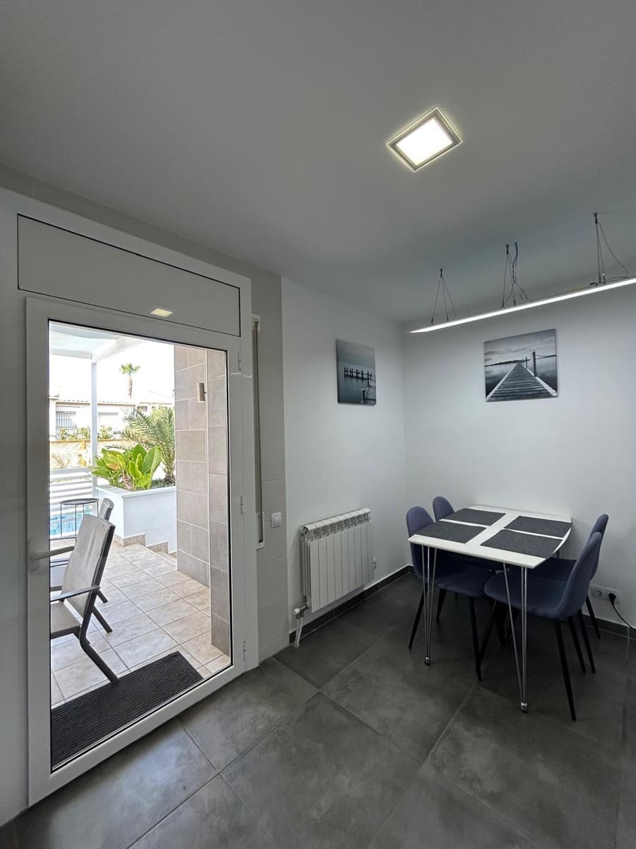 4 makuuhuone Huvila myytävänä paikassa Calafell mukana uima-altaan 
autotalli - 536 000 € (Ref: 9778494)