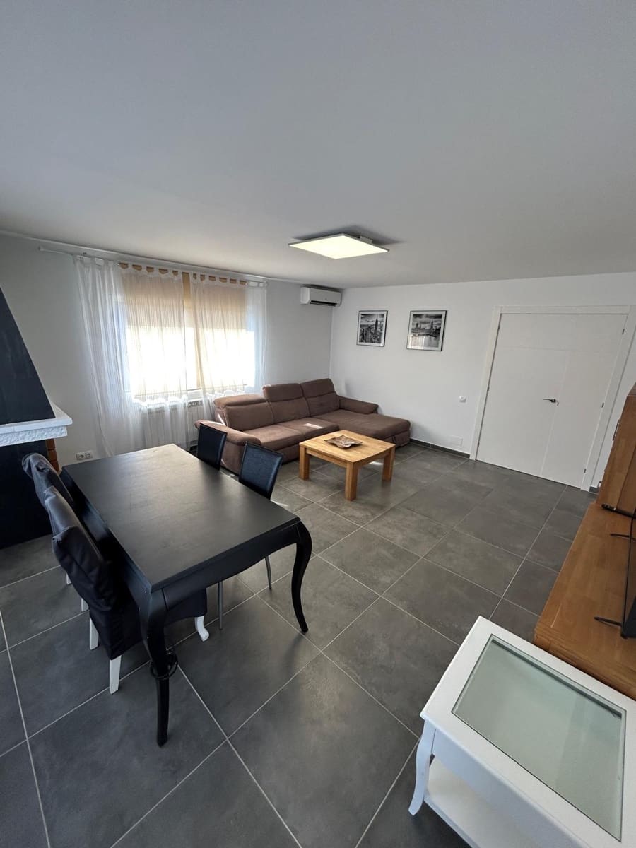 4 makuuhuone Huvila myytävänä paikassa Calafell mukana uima-altaan 
autotalli - 536 000 € (Ref: 9778494)