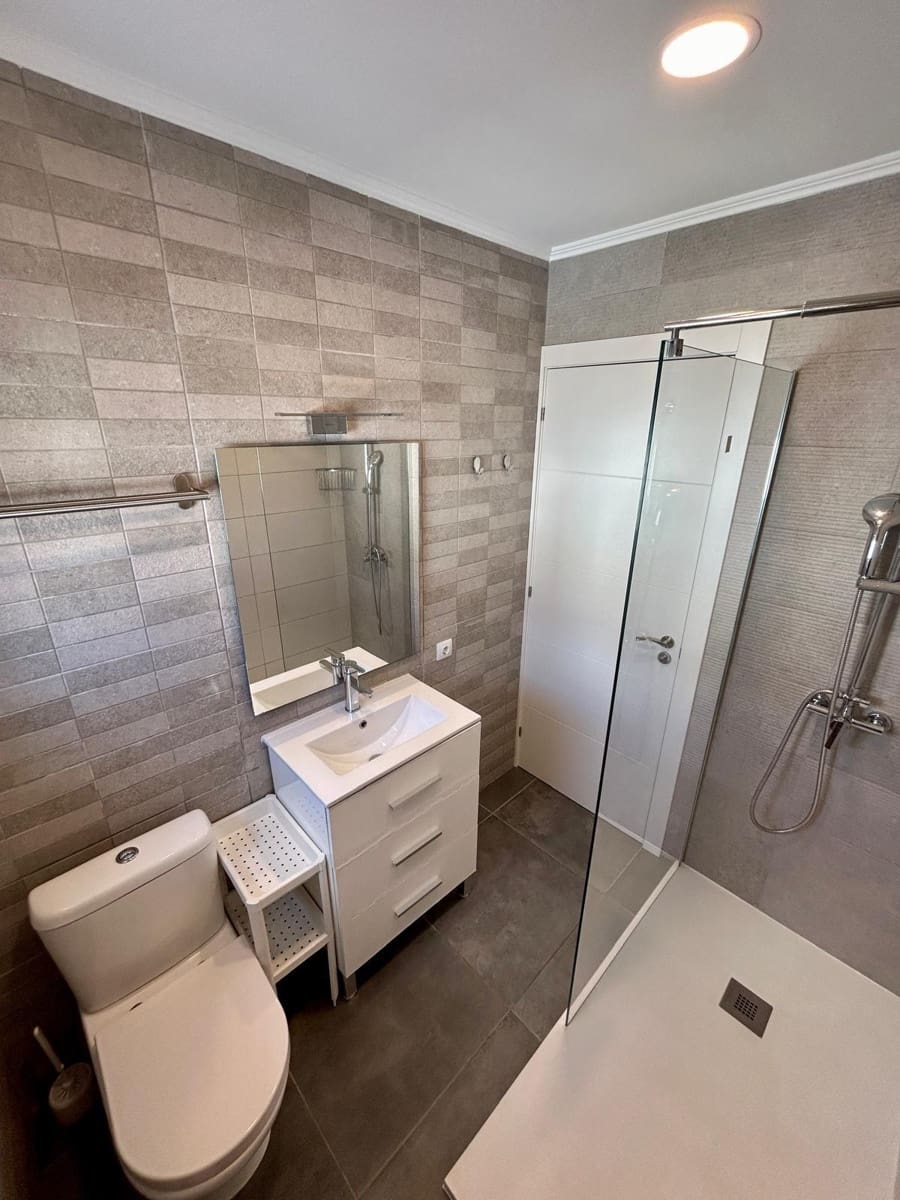 4 makuuhuone Huvila myytävänä paikassa Calafell mukana uima-altaan 
autotalli - 536 000 € (Ref: 9778494)