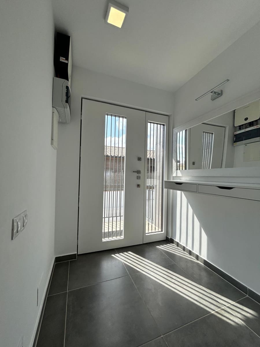 4 makuuhuone Huvila myytävänä paikassa Calafell mukana uima-altaan 
autotalli - 536 000 € (Ref: 9778494)