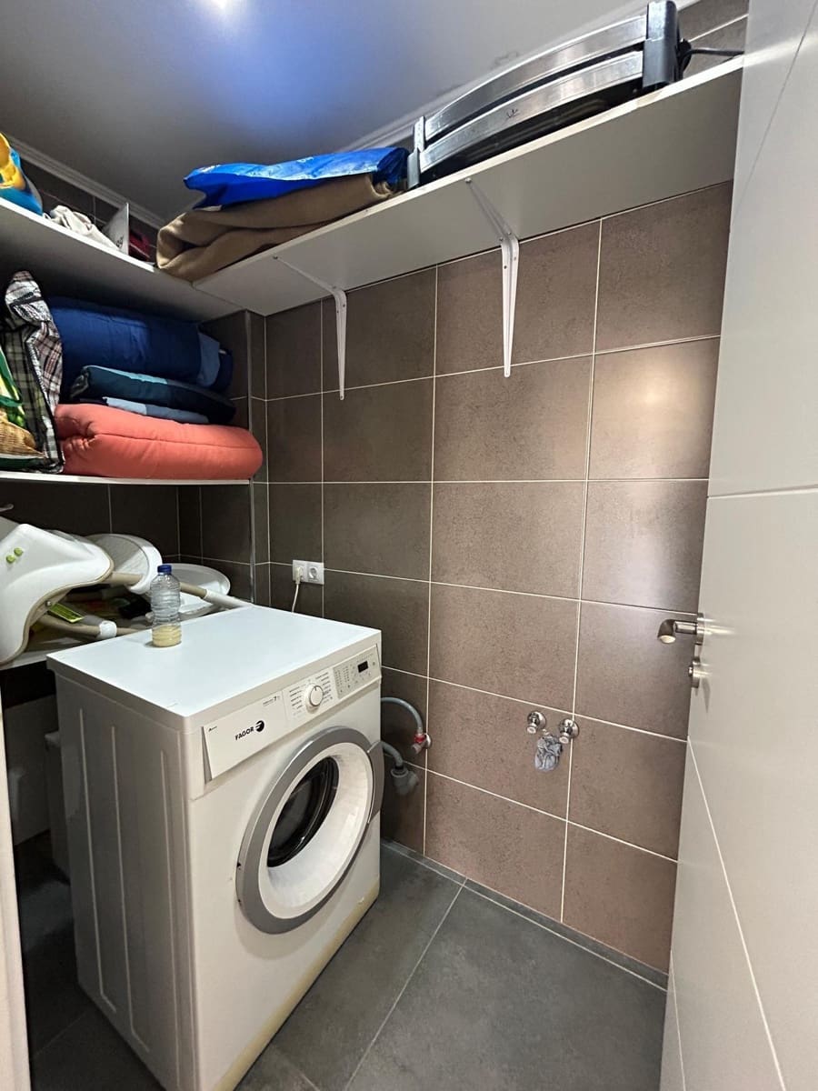 4 makuuhuone Huvila myytävänä paikassa Calafell mukana uima-altaan 
autotalli - 536 000 € (Ref: 9778494)