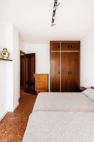 Piso de 3 habitaciones en Segur de Calafell, Calafell en venta con piscina - 340.000 € (Ref: 9778497)