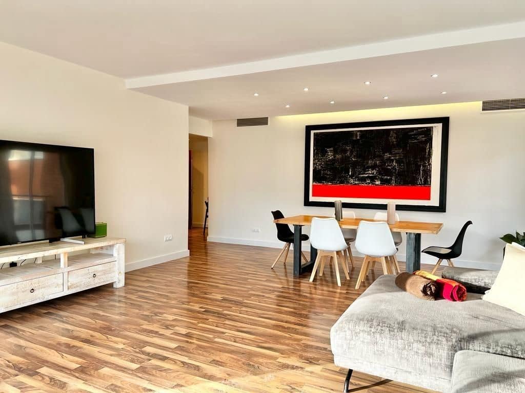 4 sypialnia Mieszkanie do wynajęcia w Sitges z basenem garażem - 3 850 € (Ref: 9778505)