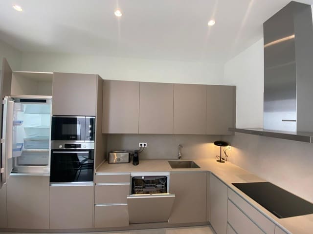 Apartamento Playa de 2 habitaciones en Sitges en alquiler - 3.850 € (Ref: 9778508)