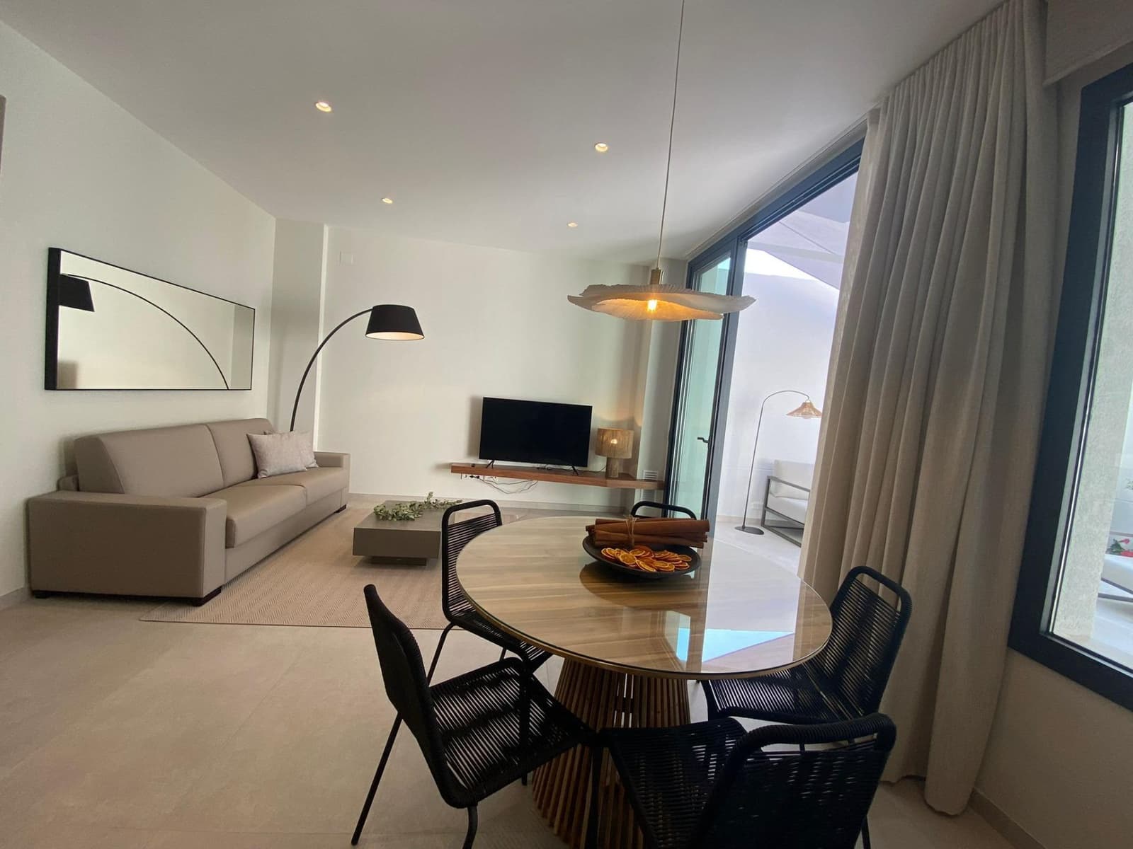 Apartamento Playa de 2 habitaciones en Sitges en alquiler - 3.850 € (Ref: 9778508)