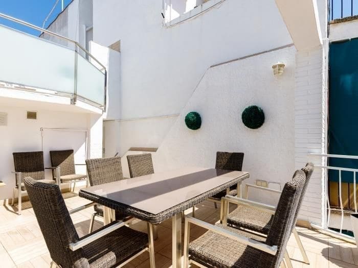 5 bedroom Apartment for rent in Sitges with pool - € 5,500 (Ref: 9778513)
