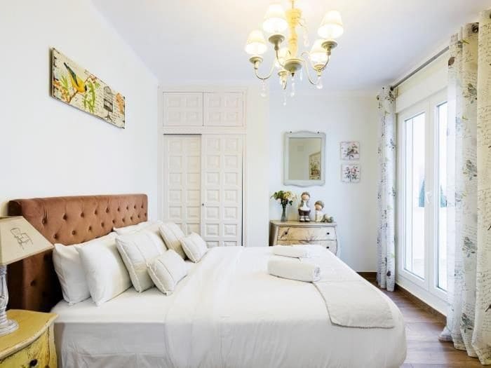 5 bedroom Apartment for rent in Sitges with pool - € 5,500 (Ref: 9778513)