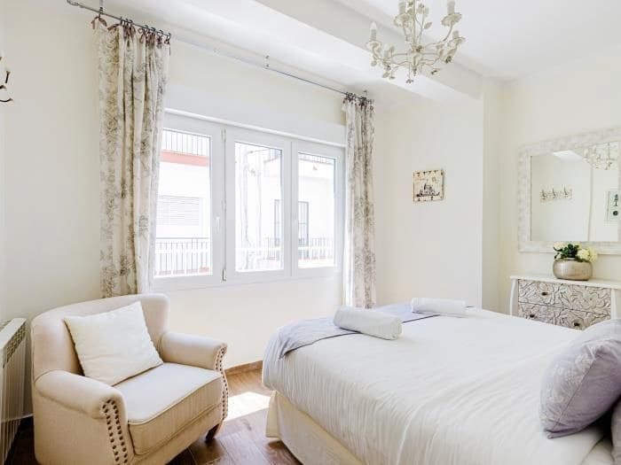 5 bedroom Apartment for rent in Sitges with pool - € 5,500 (Ref: 9778513)