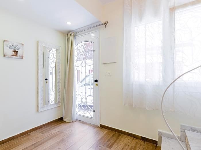 5 bedroom Apartment for rent in Sitges with pool - € 5,500 (Ref: 9778513)