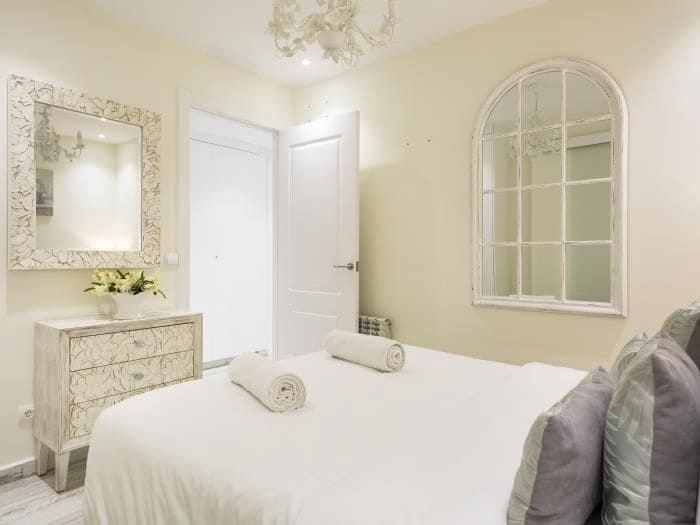 4 slaapkamer Flat te huur in Sitges - € 5.500 (Ref: 9778514)