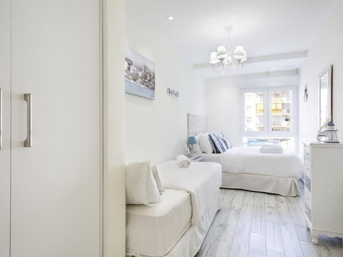 4 slaapkamer Flat te huur in Sitges - € 5.500 (Ref: 9778514)