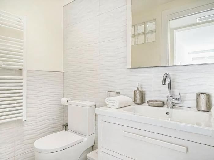 4 slaapkamer Flat te huur in Sitges - € 5.500 (Ref: 9778514)