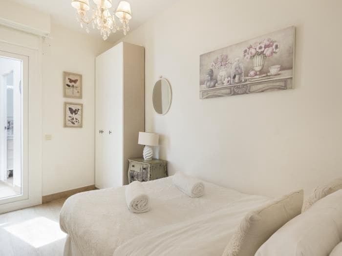 4 bedroom Apartment for rent in Sitges - € 4,950 (Ref: 9778515)