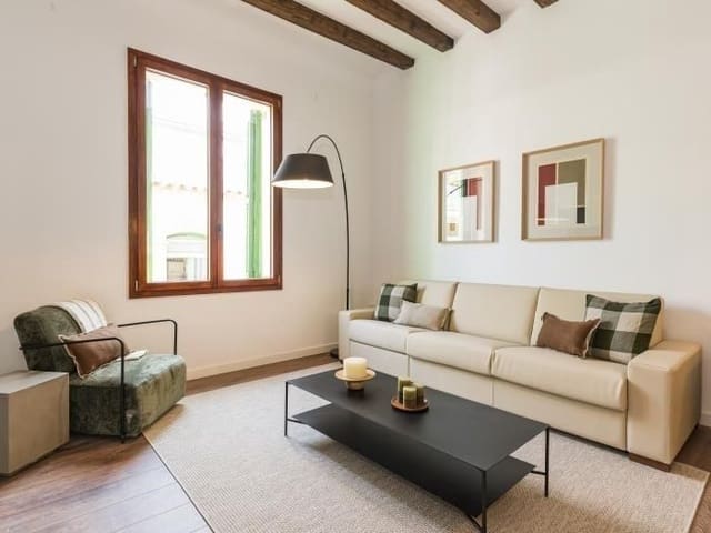 6 soveværelse Lejlighed til leje i Sitges - € 3.000 (Ref: 9778518)