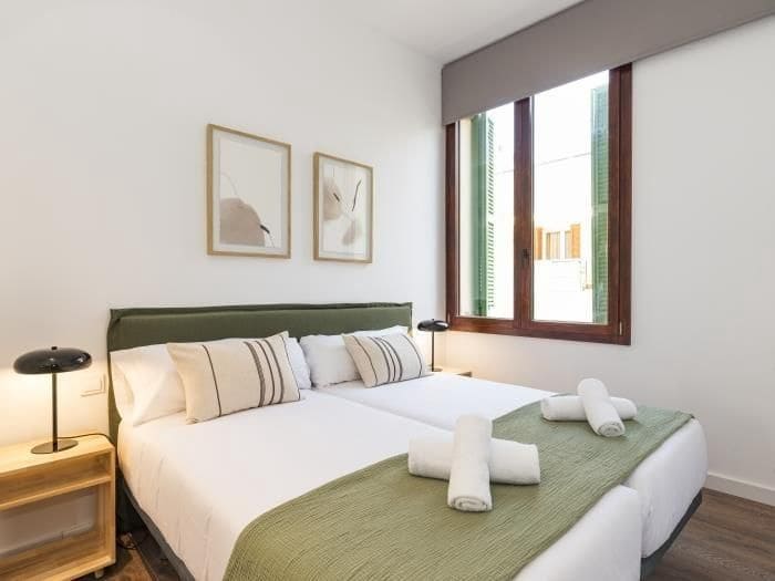 6 bedroom Flat for rent in Sitges - € 3,000 (Ref: 9778518)