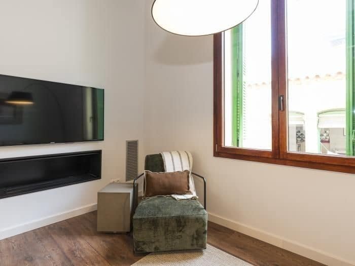 6 bedroom Flat for rent in Sitges - € 3,000 (Ref: 9778518)