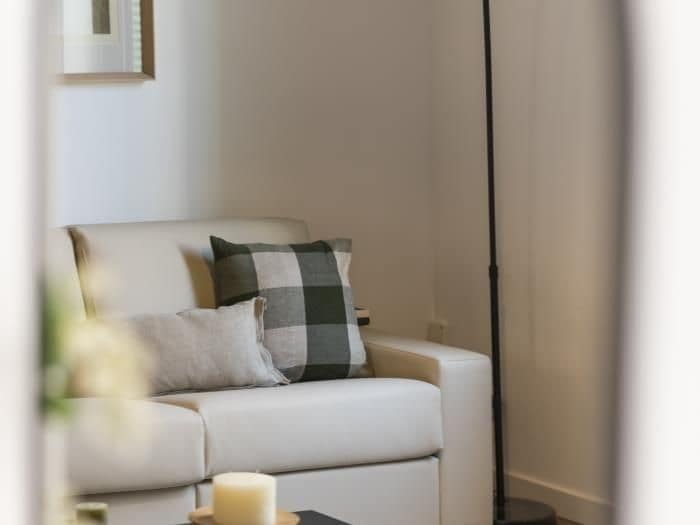 6 bedroom Flat for rent in Sitges - € 3,000 (Ref: 9778518)