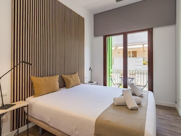 6 bedroom Flat for rent in Sitges - € 3,000 (Ref: 9778518)