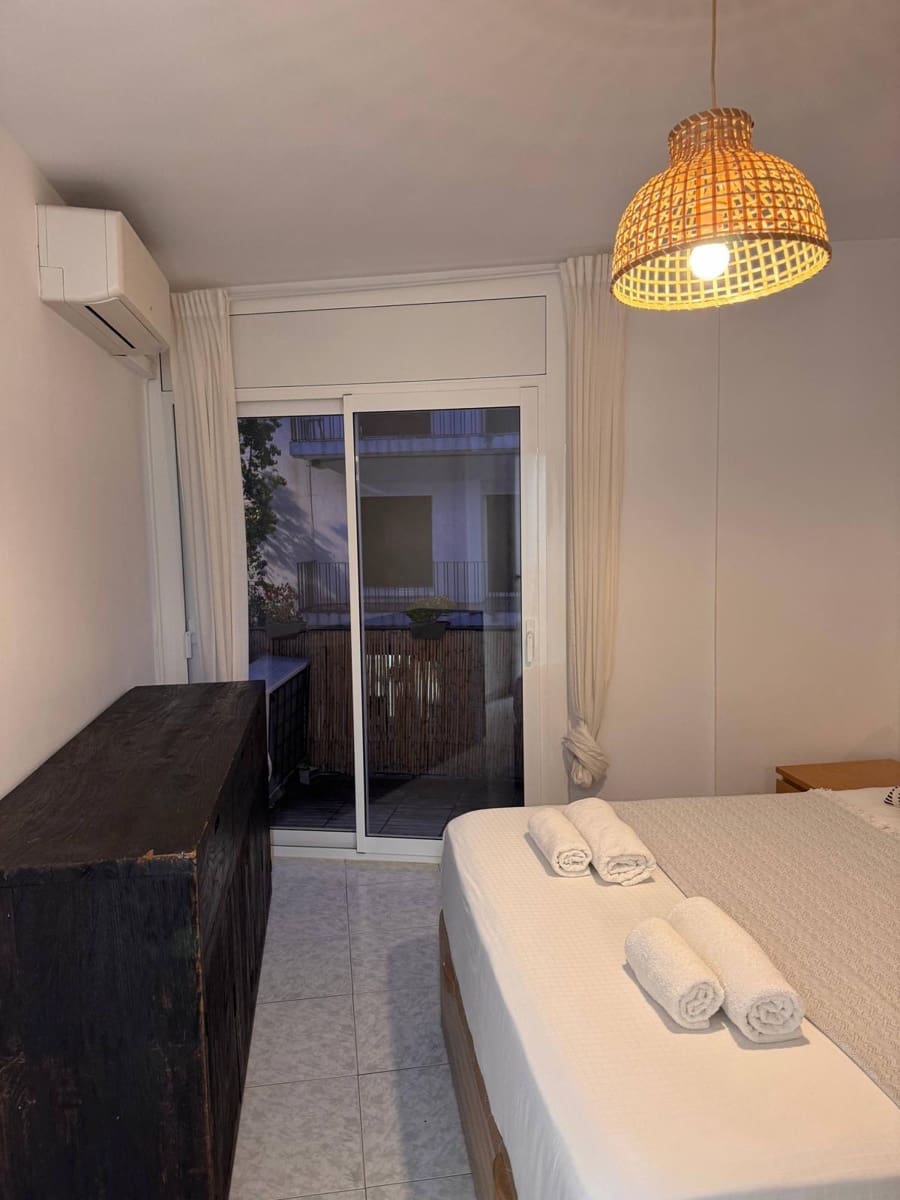 2 bedroom Flat for rent in Sitges - € 1,400 (Ref: 9846196)
