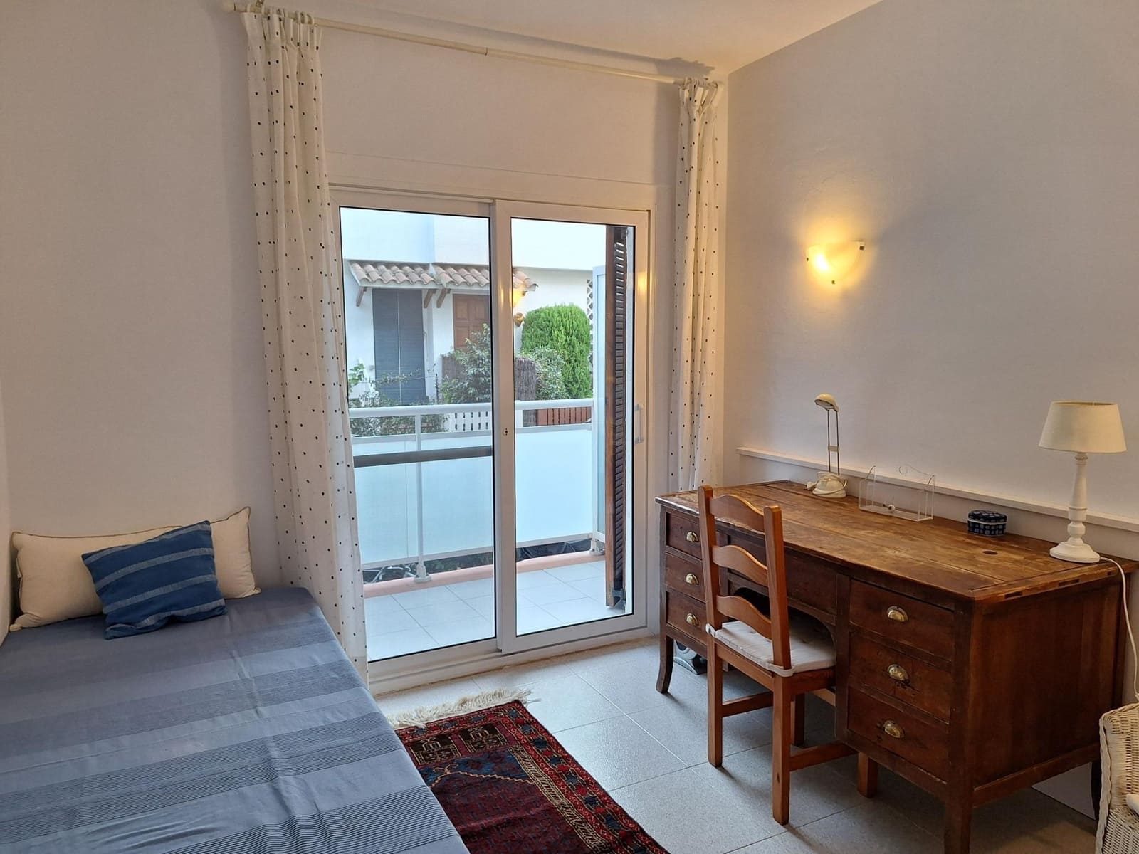 2 soverom Leilighet til leie i Sitges - € 1 400 (Ref: 9851720)