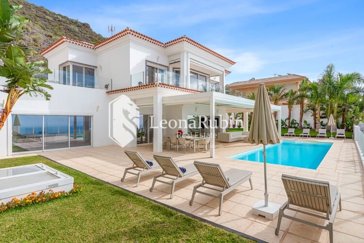 4 soverom Villa til salgs i Roque del Conde med svømmebasseng - € 2 395 000 (Ref: 6791599)