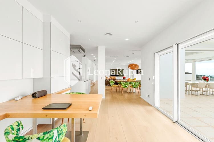 4 soverom Villa til salgs i Roque del Conde med svømmebasseng - € 2 395 000 (Ref: 6791599)