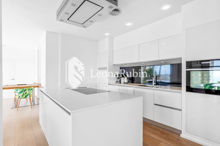 4 soverom Villa til salgs i Roque del Conde med svømmebasseng - € 2 395 000 (Ref: 6791599)