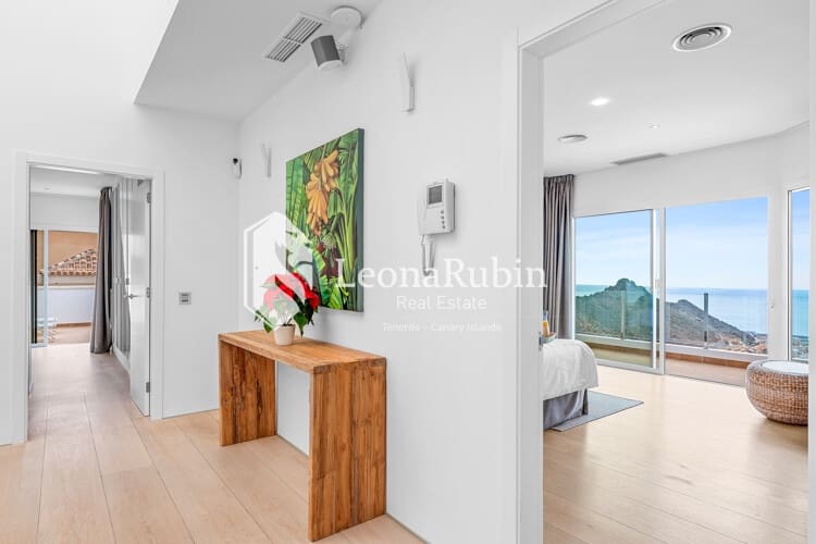 4 soverom Villa til salgs i Roque del Conde med svømmebasseng - € 2 395 000 (Ref: 6791599)