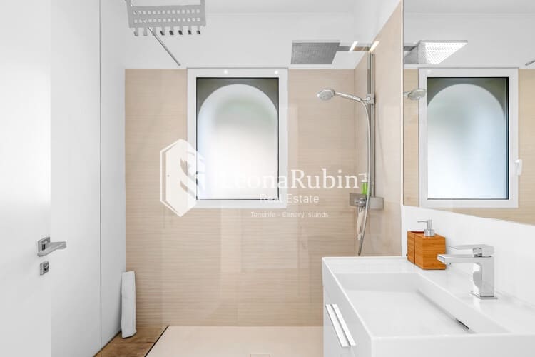 4 soverom Villa til salgs i Roque del Conde med svømmebasseng - € 2 395 000 (Ref: 6791599)