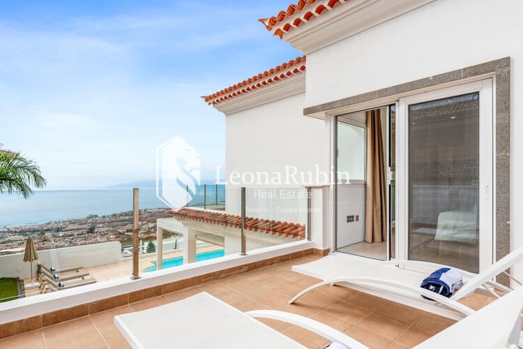 4 soverom Villa til salgs i Roque del Conde med svømmebasseng - € 2 395 000 (Ref: 6791599)