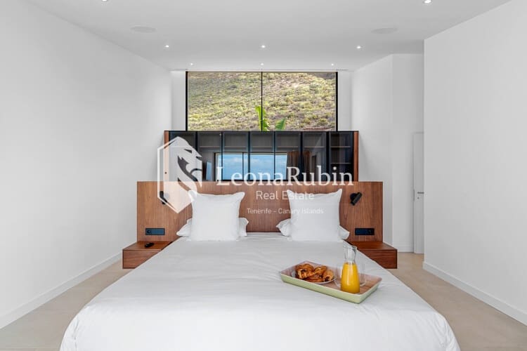 4 quarto Moradia para venda em Roque del Conde com piscina garagem - 3 390 000 € (Ref: 8416694)