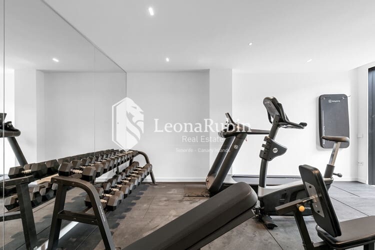 4 quarto Moradia para venda em Roque del Conde com piscina garagem - 3 390 000 € (Ref: 8416694)