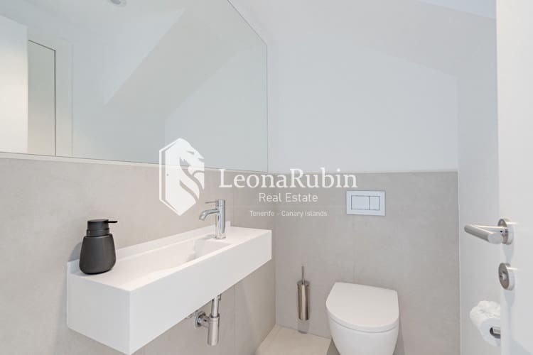 2 soveværelse Lejlighed til salg i Los Gigantes med swimmingpool garage - € 895.000 (Ref: 8973431)