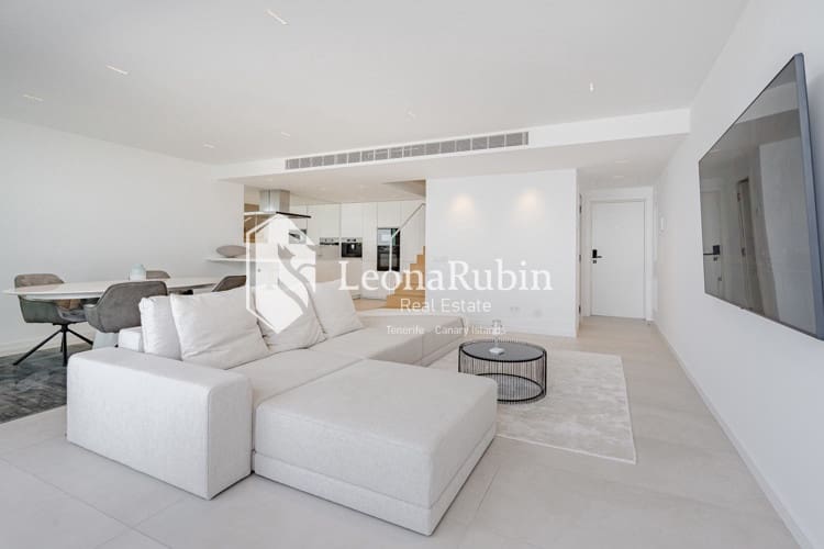 2 soveværelse Lejlighed til salg i Los Gigantes med swimmingpool garage - € 895.000 (Ref: 8973431)