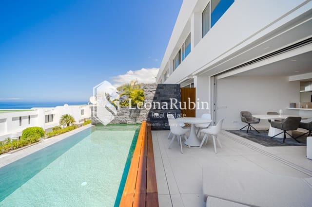 2 slaapkamer Flat te koop in Los Gigantes, Santiago del Teide met zwembad garage - € 895.000 (Ref: 8973431)